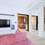 2 Rooms Design Arts And Crafts