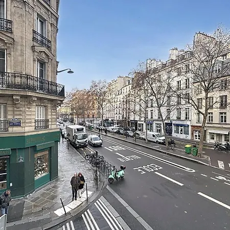 2 Design Arts And Crafts Parigi
