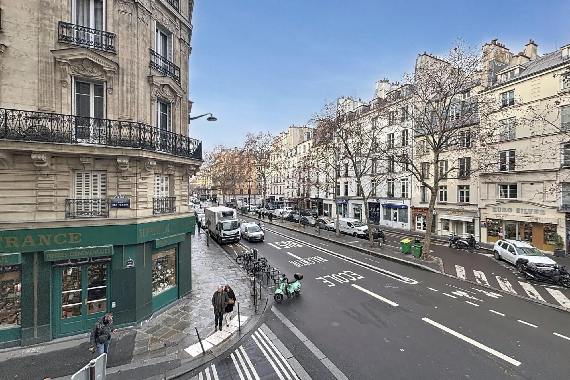 2 Design Arts And Crafts Parigi